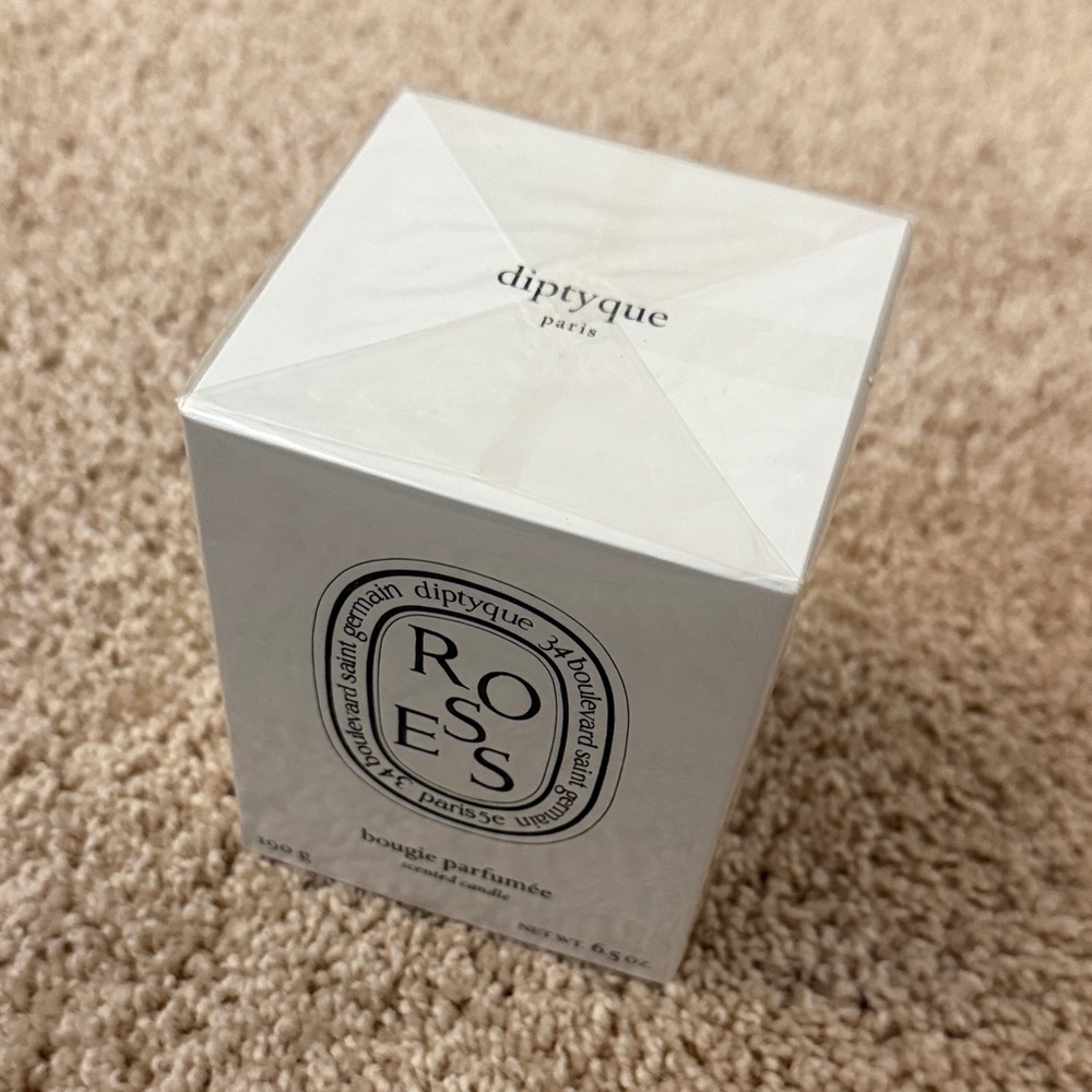 Diptyque Roses Scented Candle - White - Picture 2 of 2